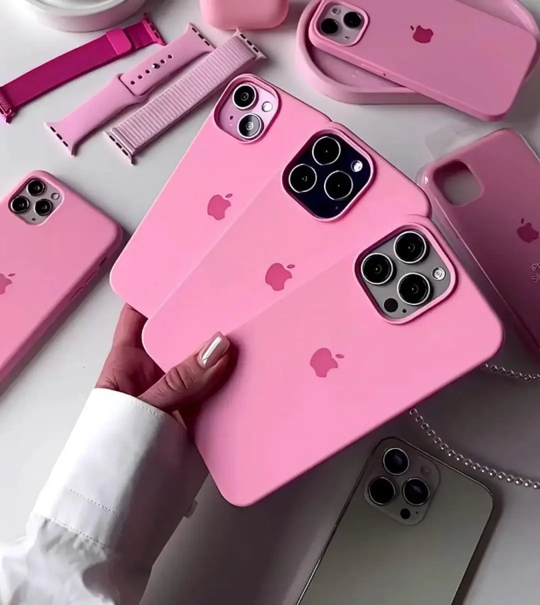 İPhone 16 Plus Apple Logolu Lansman İçi Süet Kılıflar