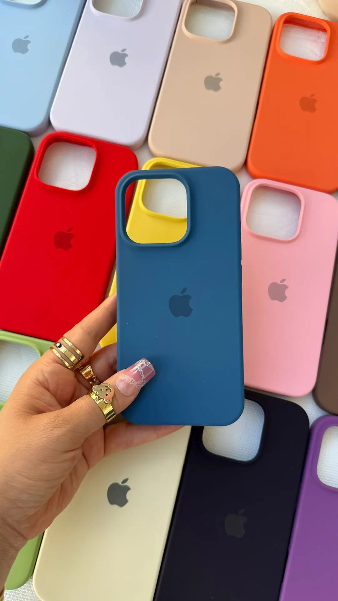 İPhone 11 Uyumlu Exclusive Silinebilir Toz Kir Parmak İzi Tutmayan Lansman Deluxe Yüksek Dayanıklı Lansman Kılıflar